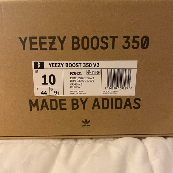 Yezzys - Picture 2 of 6